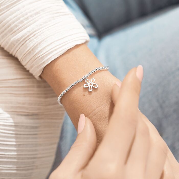 A Little 'Thinking Of You' Flower Bracelet in Silver Plating
