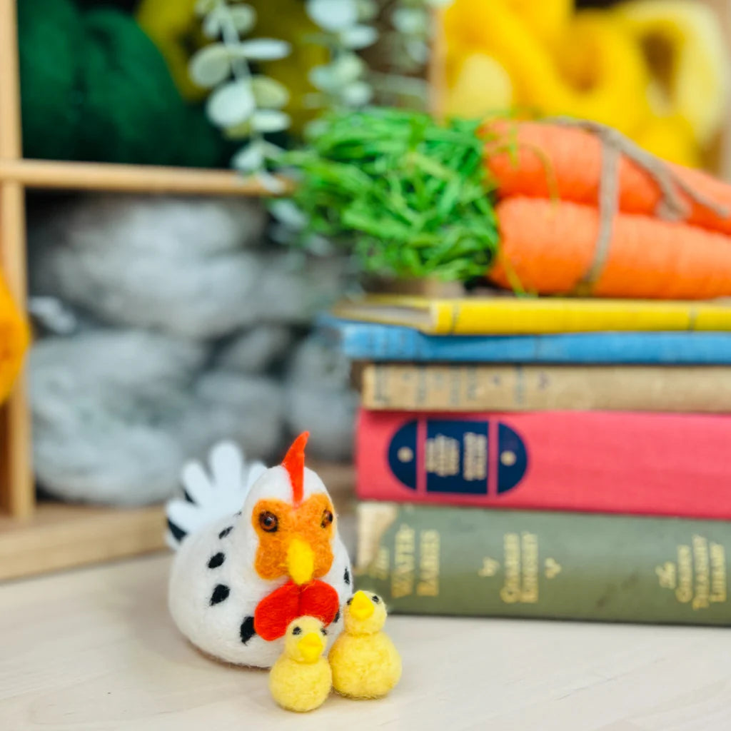Hens & Chicks Needle Felting Craft Kit