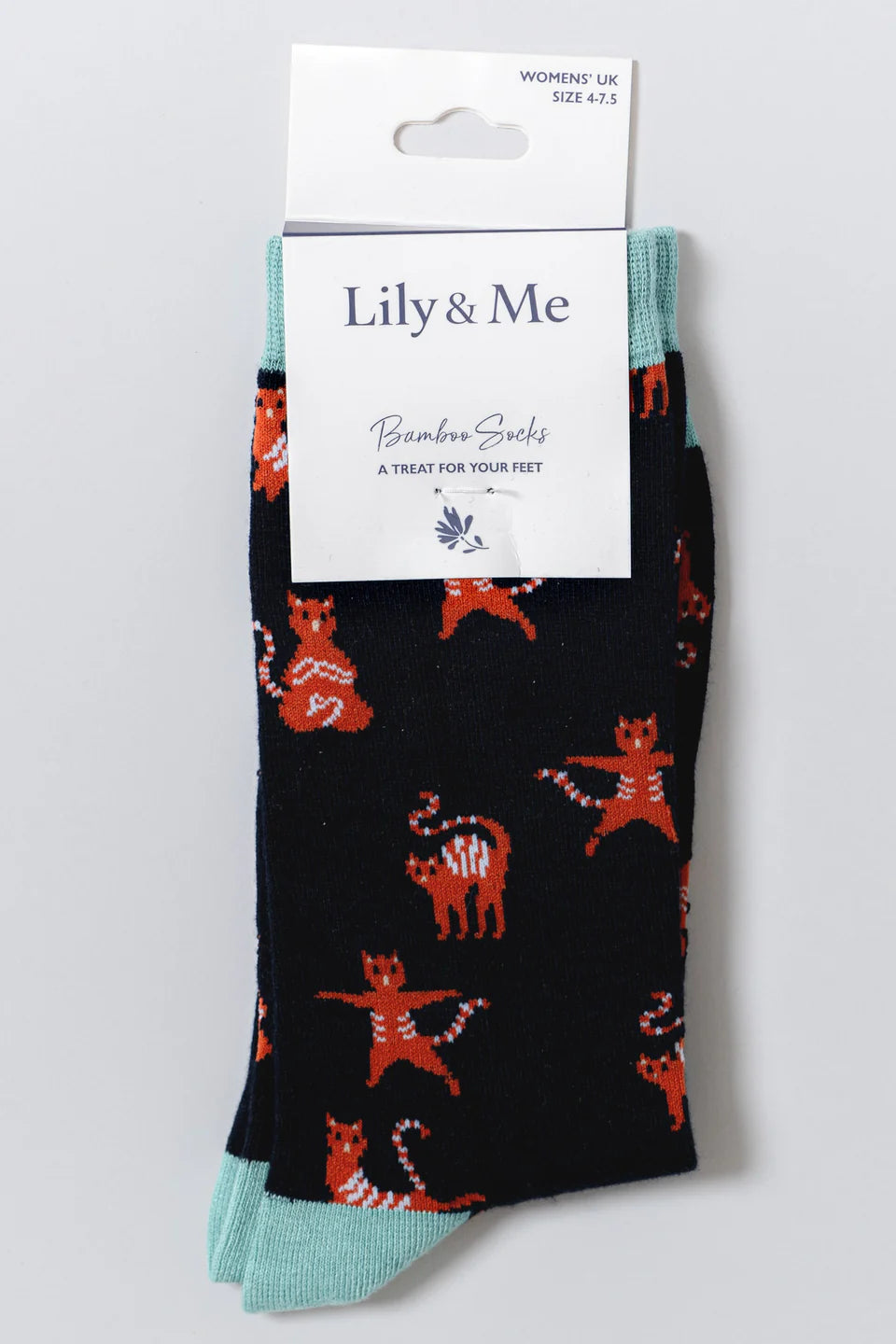 YOGA CAT SOCKS AND KEYRING GIFTBOX