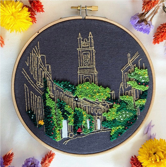 Paraffle Circus Lane Embroidery Hoop Kit