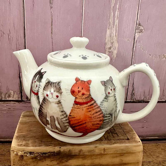 Marvellous Moggies Teapot