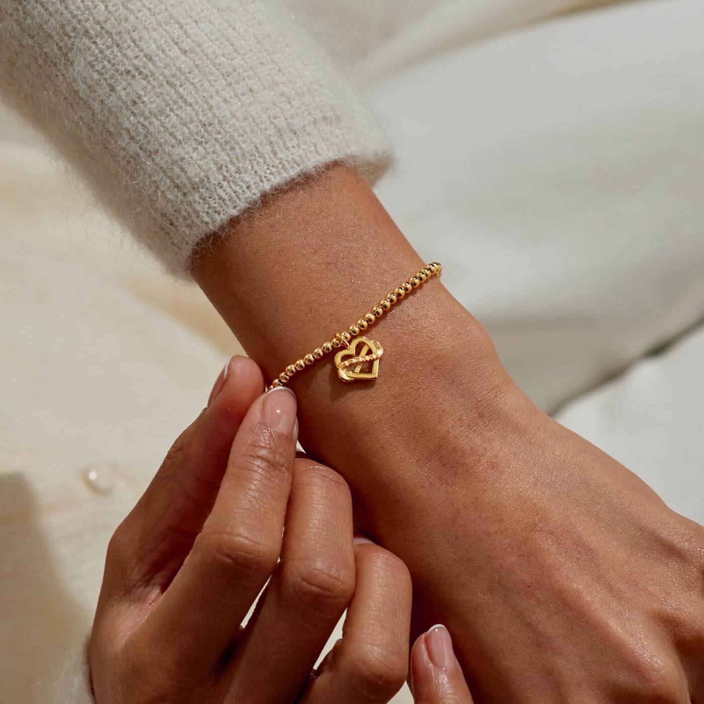 Joma a little ‘Family Is A Gift That Lasts Forever’ Gold Plating