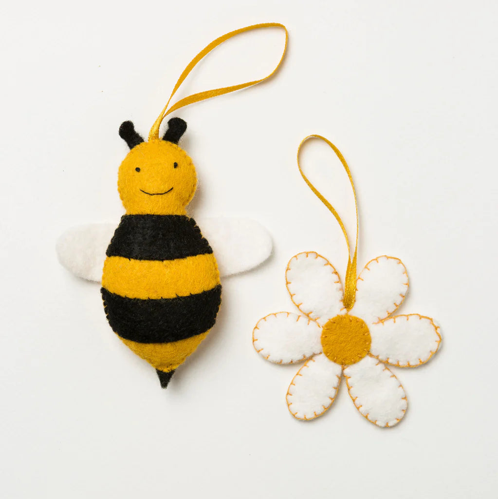 Bee and Flower Felt Craft Mini Kit