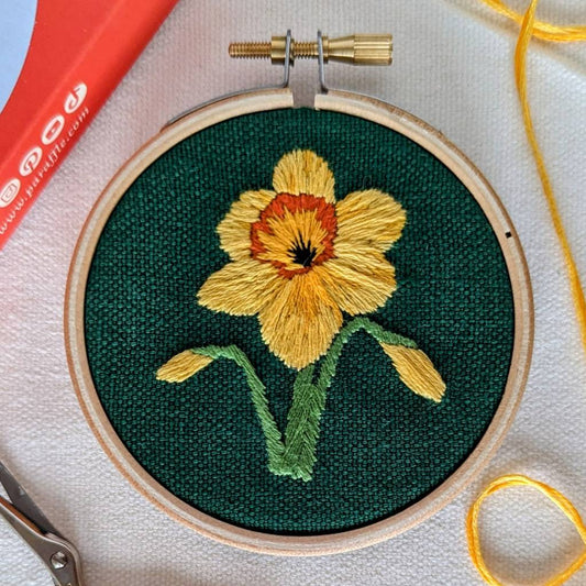 Daffodil Mini Embroidery Kit