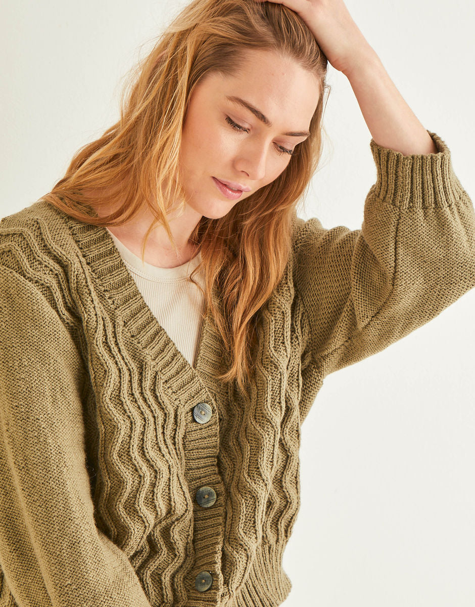 Pattern - RELAXED ZIG ZAG CARDIGAN IN HAYFIELD BONUS DK